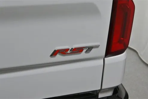 2023 Chevrolet Silverado 1500 RST photo 2