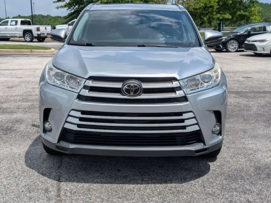 2018 Toyota Highlander XLE photo 1