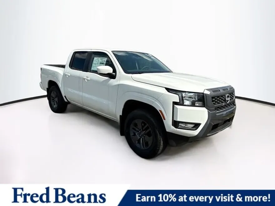 2025 Nissan Frontier SV Crew Cab photo 1