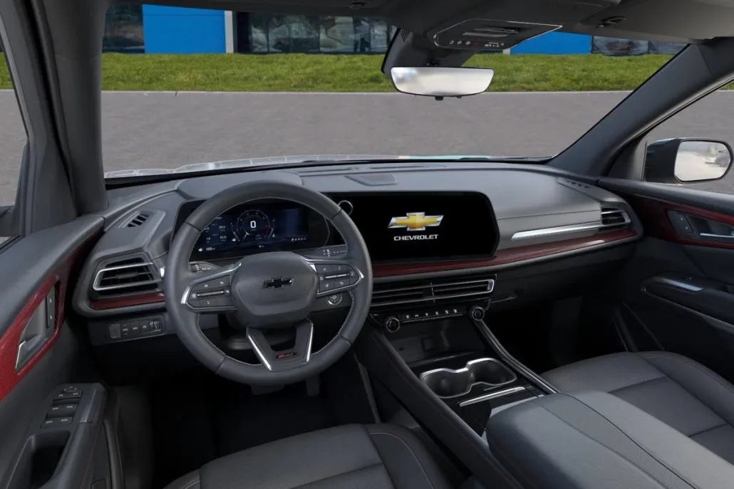 2026 Chevrolet Traverse Z71 photo 1