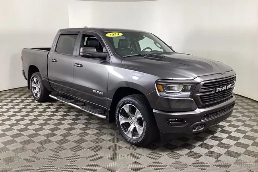 2024 Ram 1500 Laramie photo 1