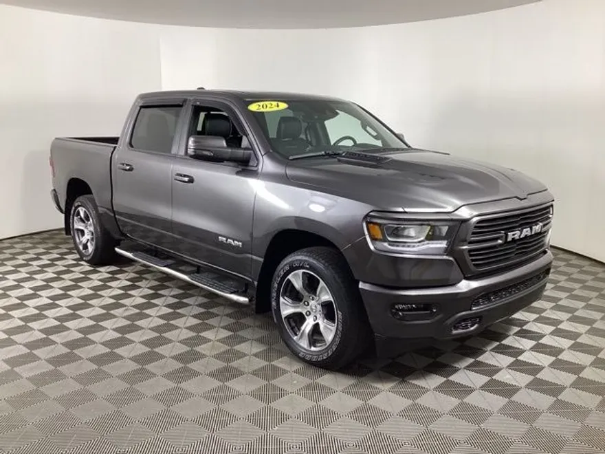 2024 Ram 1500 Laramie photo 1