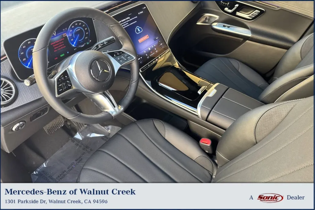 2025 Mercedes Benz 350 photo 1