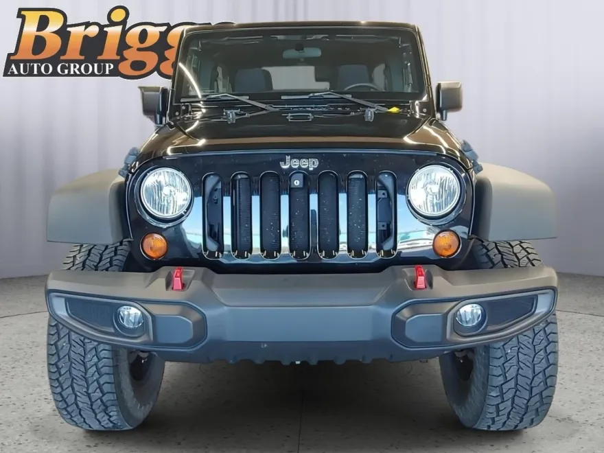 2013 Jeep Wrangler Unlimited Sport photo 1