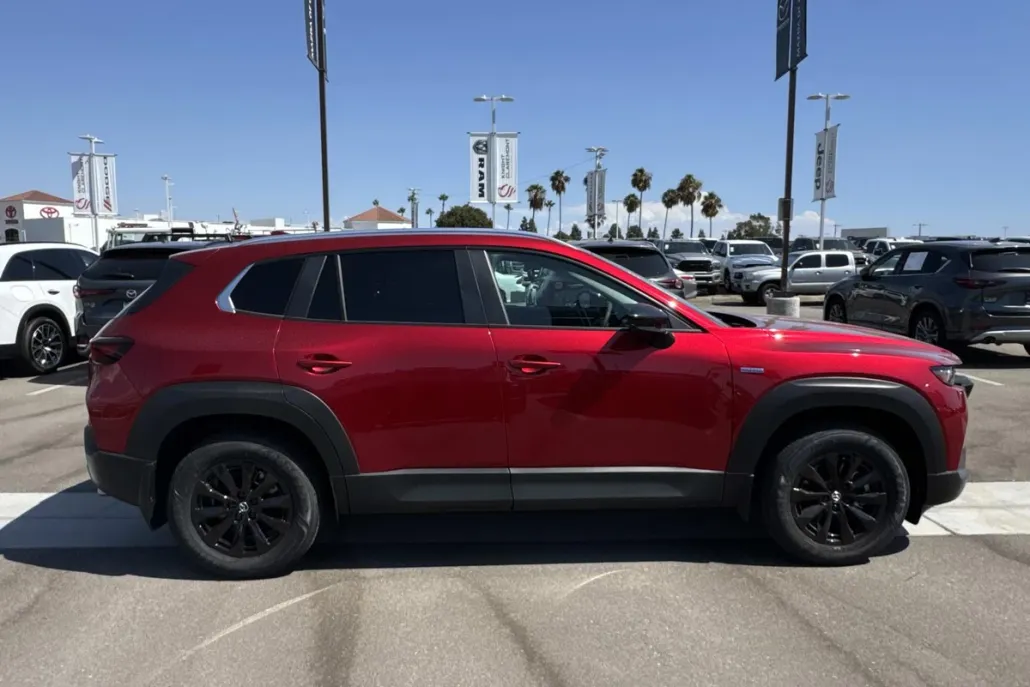 2025 Mazda CX-50 Preferred photo 1
