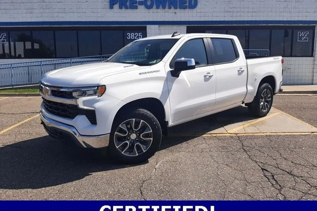 2023 Chevrolet Silverado 1500 LT photo 1