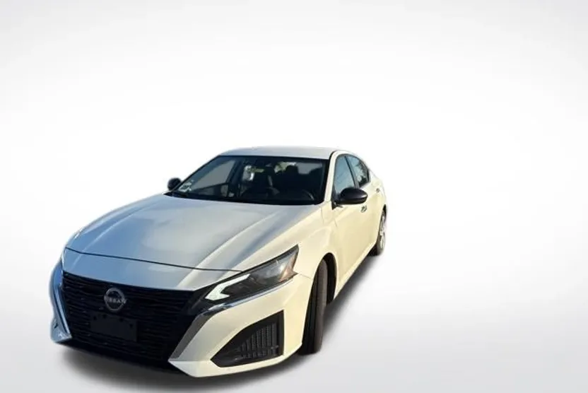 2024 Nissan Altima 2.5 S photo 1