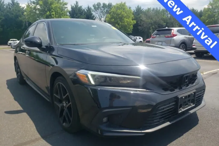2023 Honda Civic Hatchback Sport Touring photo 1