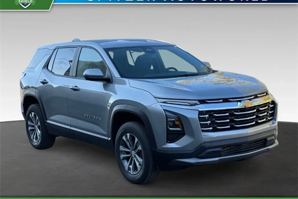 2026 Chevrolet Equinox LT photo 1