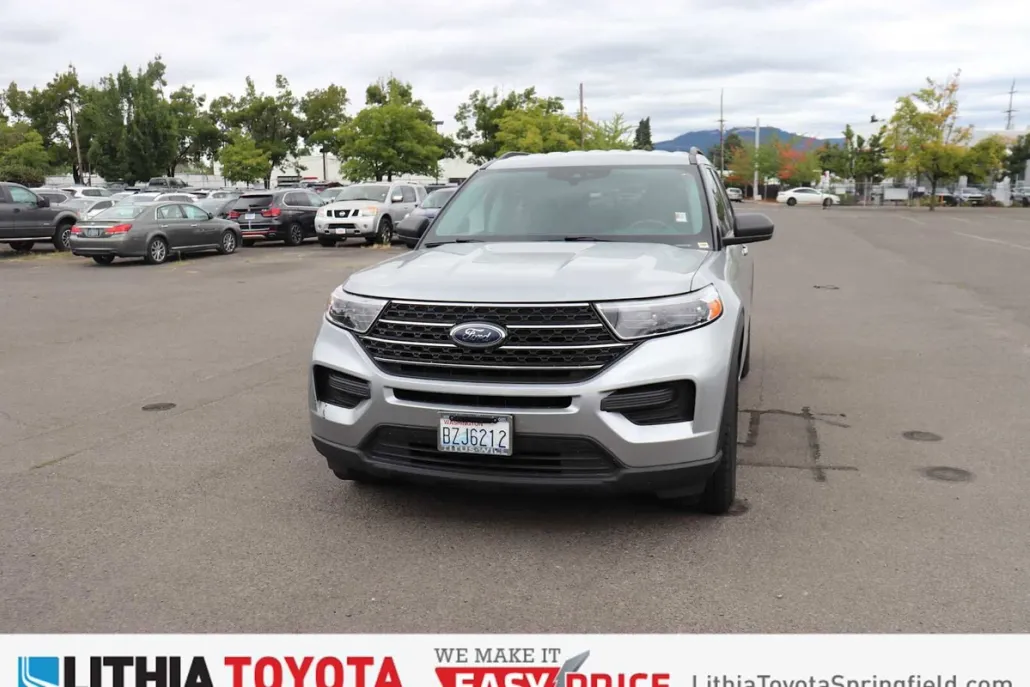 2021 Ford Explorer XLT photo 1