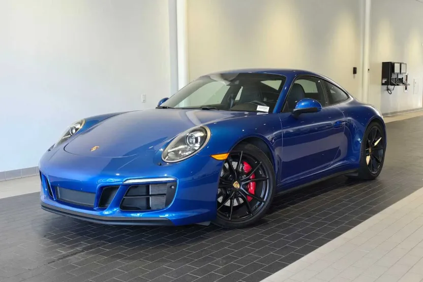 2018 Porsche 911 GTS photo 1