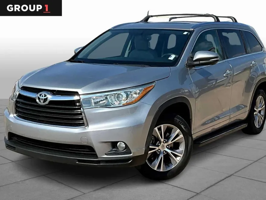 2015 Toyota Highlander XLE photo 1