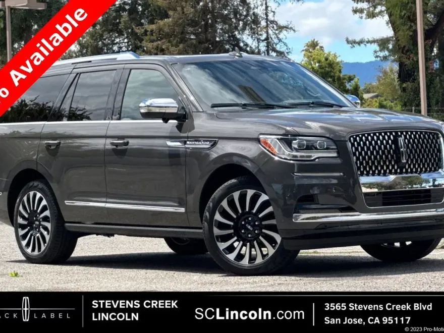 2024 Lincoln Navigator Black Label photo 1