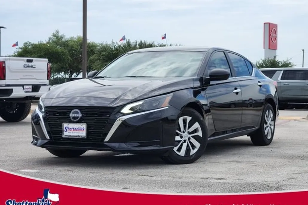 2025 Nissan Altima 2.5 S photo 1