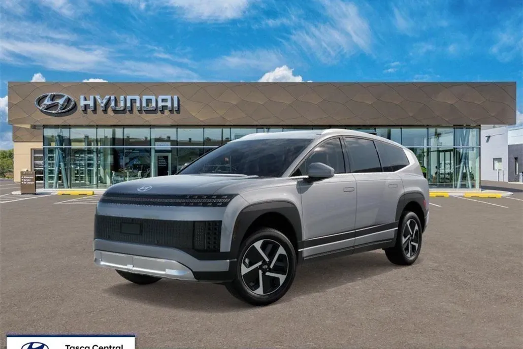 2026 Hyundai Ioniq SE photo 1