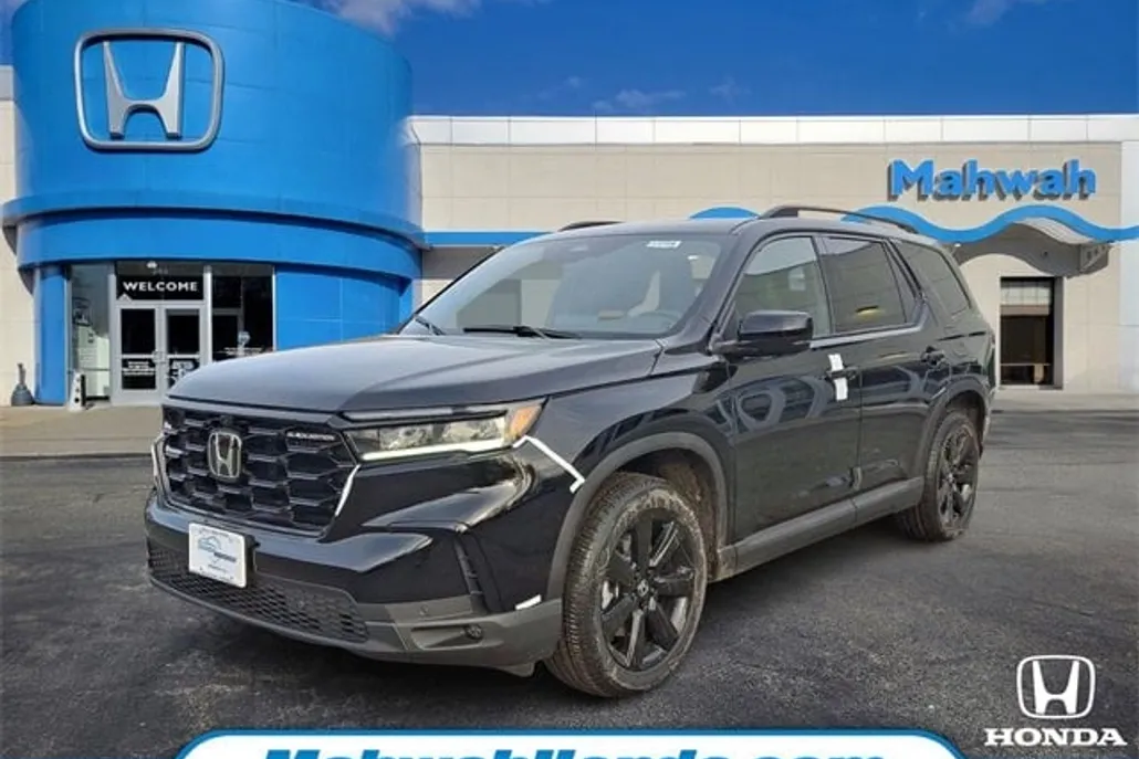 2025 Honda Pilot Black Edition photo 1