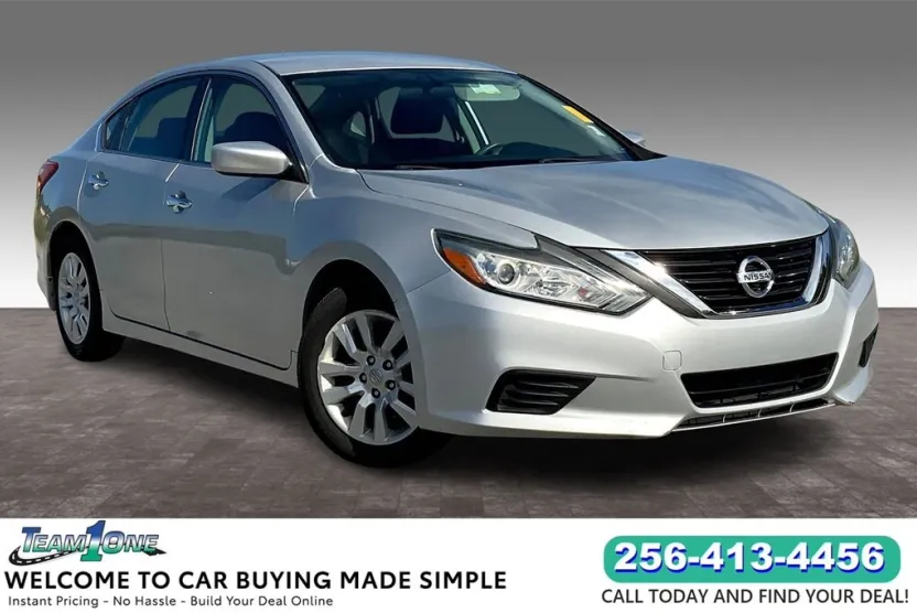 2017 Nissan Altima 2.5 S photo 1