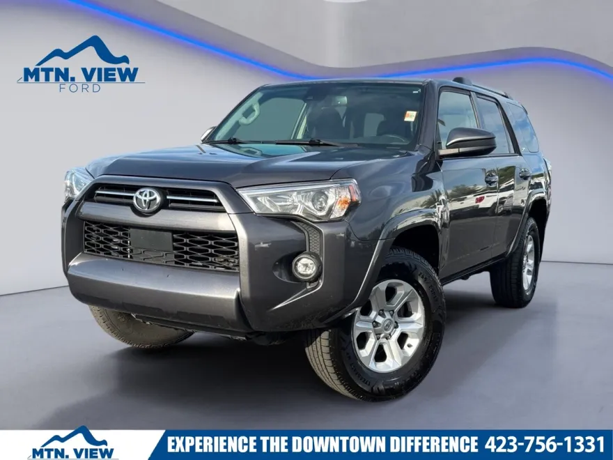 2022 Toyota 4Runner SR5 photo 1