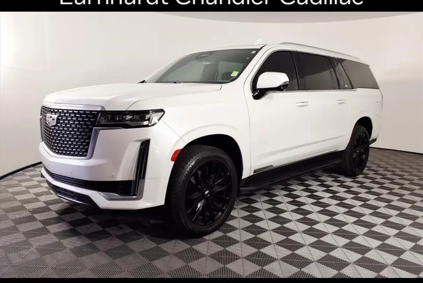 2022 Cadillac Escalade ESV Luxury photo 1