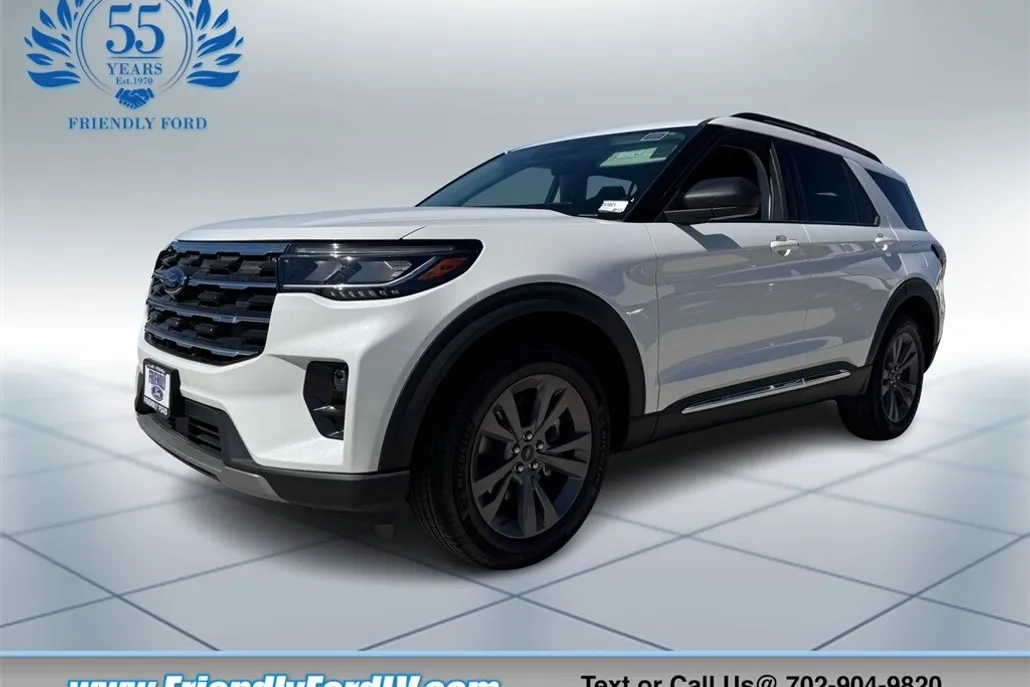 2025 Ford Explorer photo 1