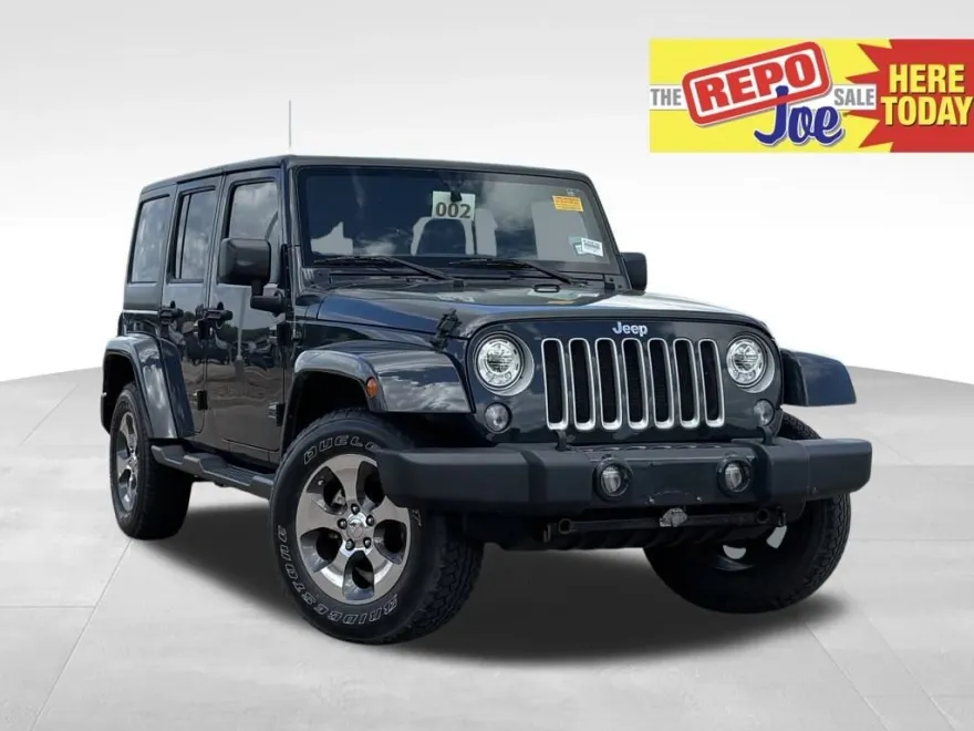 2018 Jeep Wrangler Unlimited Sahara photo 1