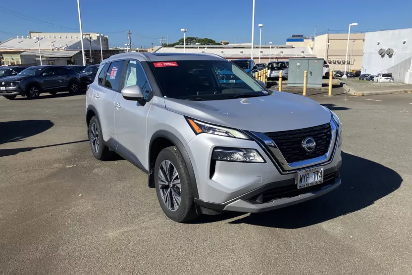 2023 Nissan Rogue SV photo 1