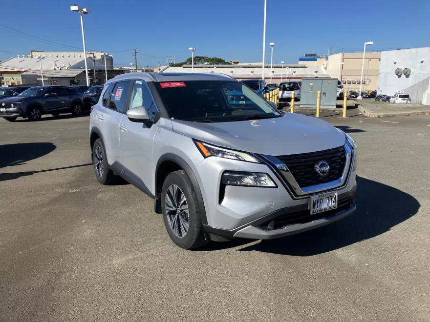 2023 Nissan Rogue SV photo 1