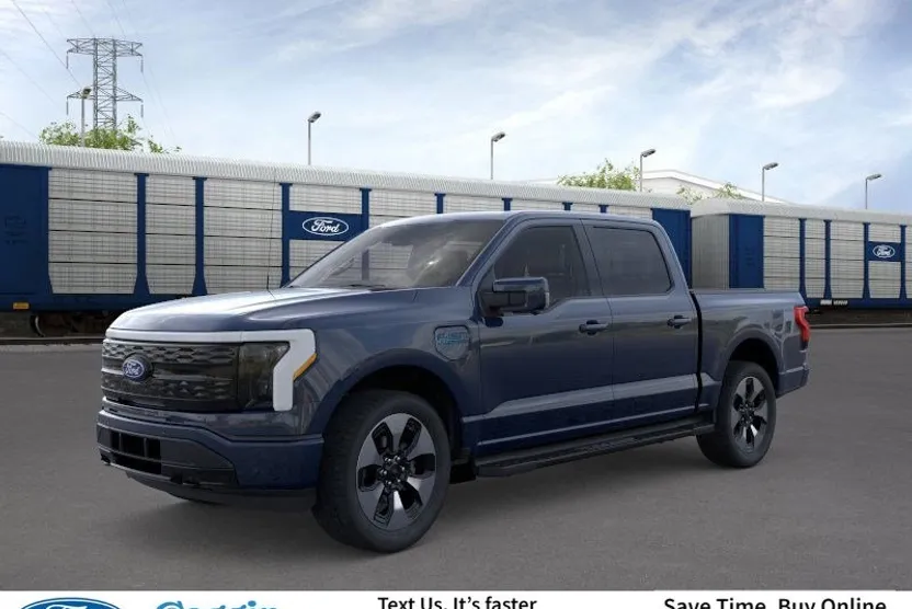 2025 Ford F-150 Lightning Platinum photo 1
