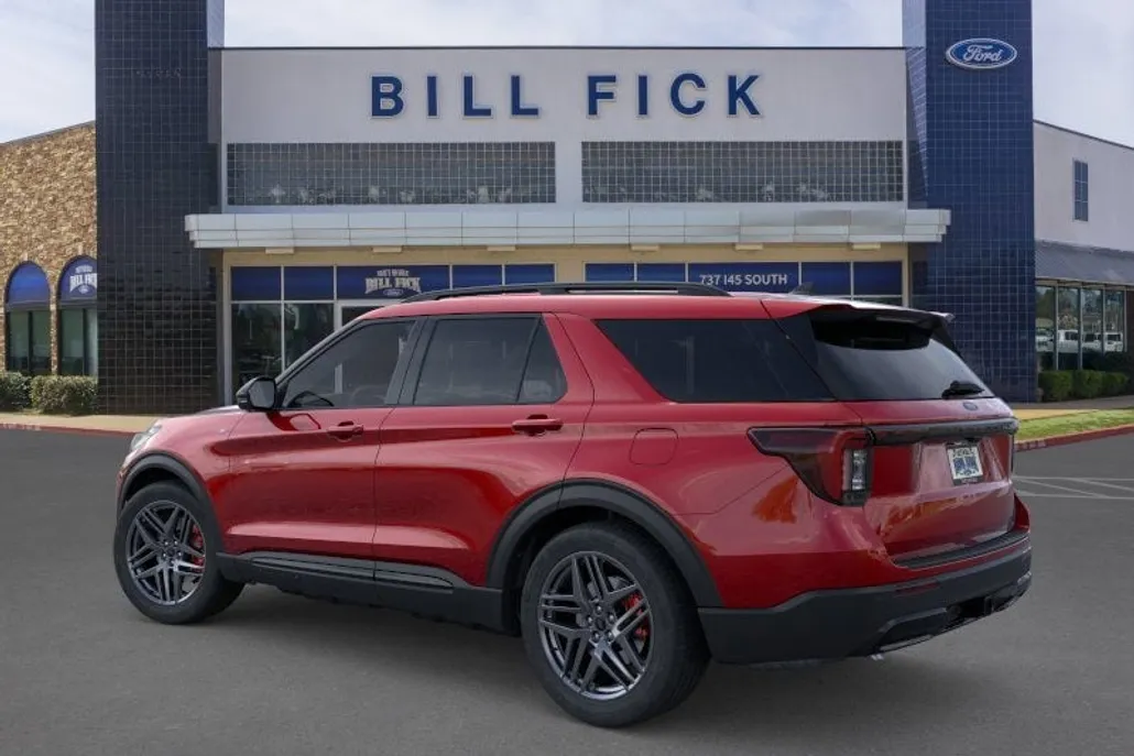 2025 Ford Explorer ST-Line photo 1