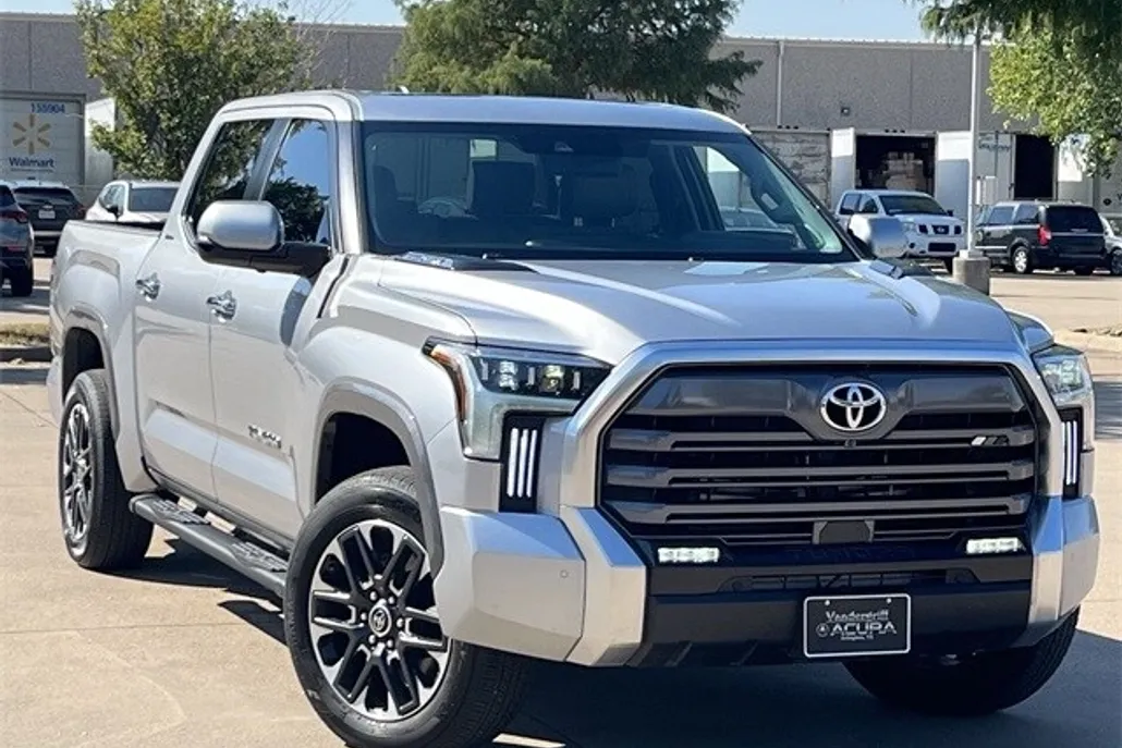 2024 Toyota Tundra Limited photo 1