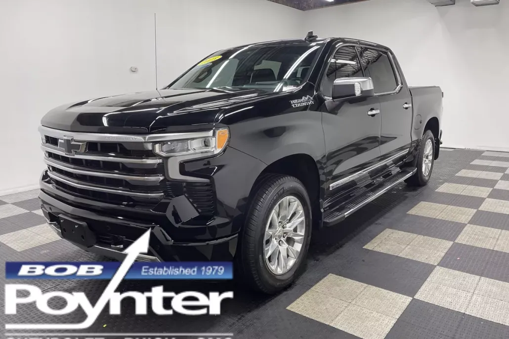 2023 Chevrolet Silverado 1500 High Country photo 1