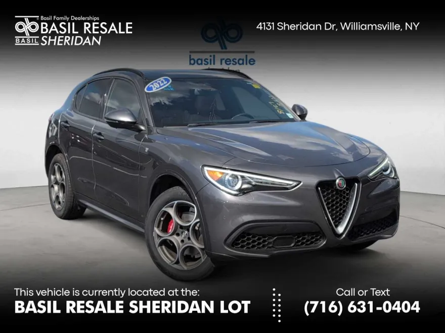 2022 Alfa Romeo Stelvio Ti photo 1