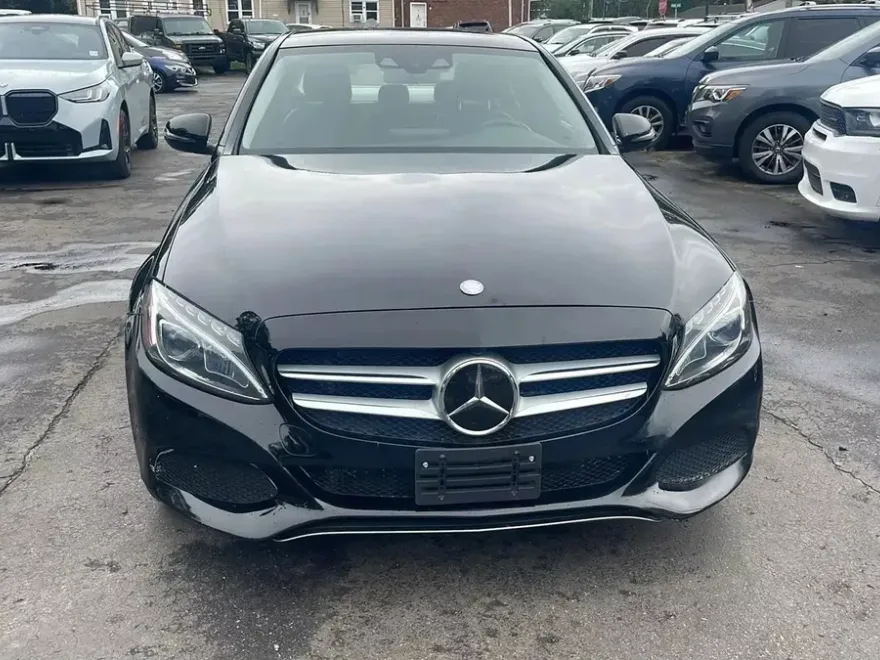 2016 Mercedes Benz C 300 4MATIC Sedan photo 1
