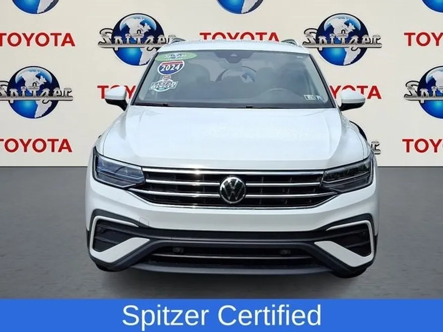 2024 Volkswagen Tiguan SE Wolfsburg Edition photo 1