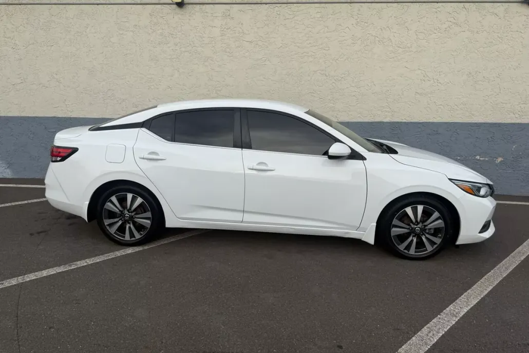 2022 Nissan Sentra S photo 1