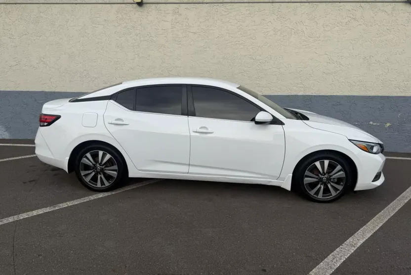 2022 Nissan Sentra S photo 1