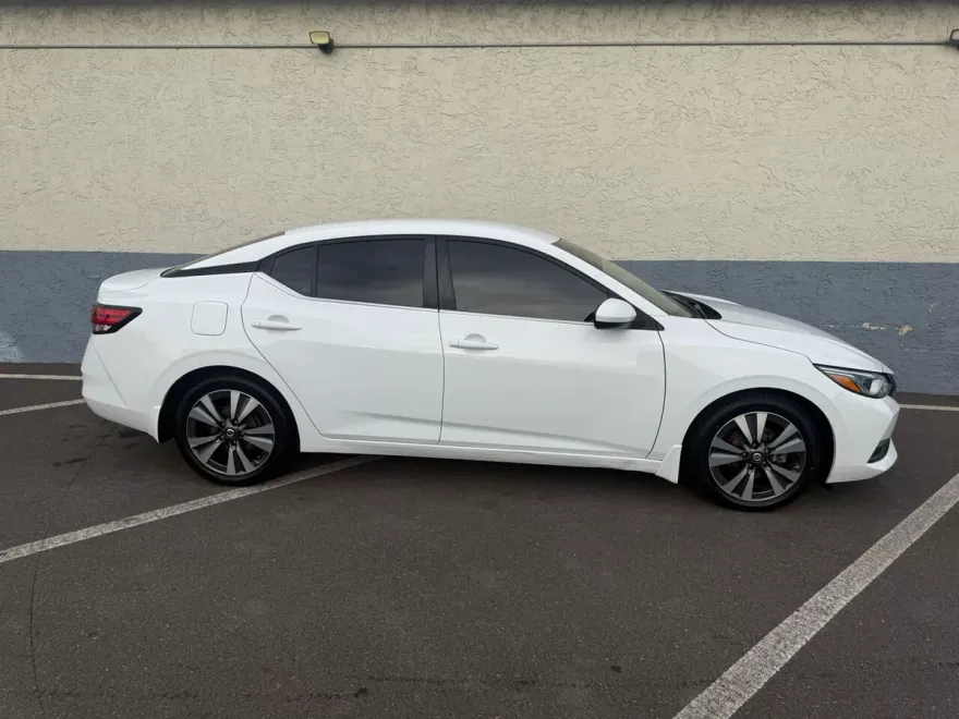 2022 Nissan Sentra S photo 1