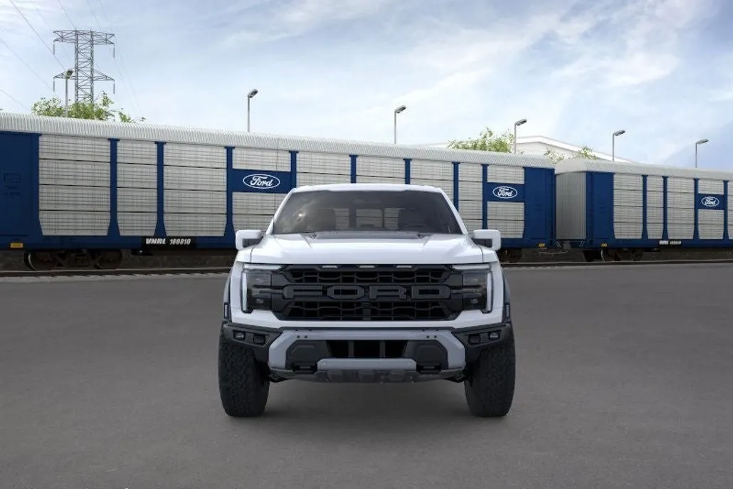2025 Ford F-150 Raptor photo 1