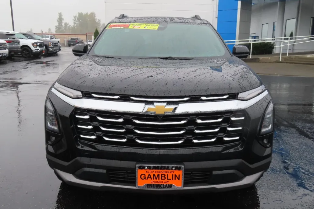 2025 Chevrolet Equinox LT photo 1