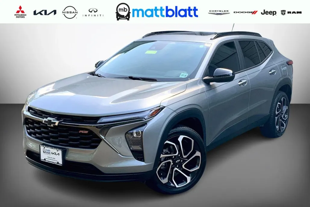 2024 Chevrolet Trax photo 1