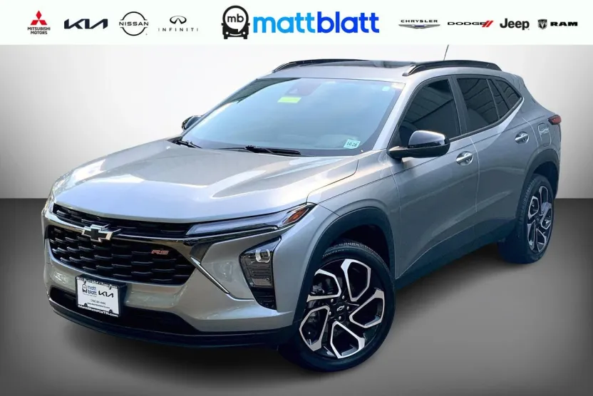 2024 Chevrolet Trax photo 1