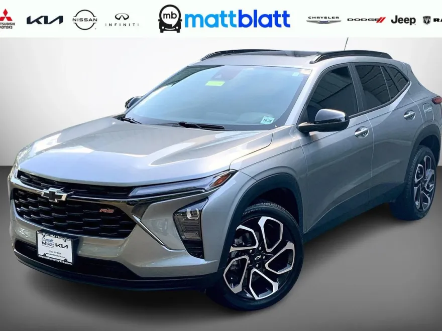 2024 Chevrolet Trax photo 1