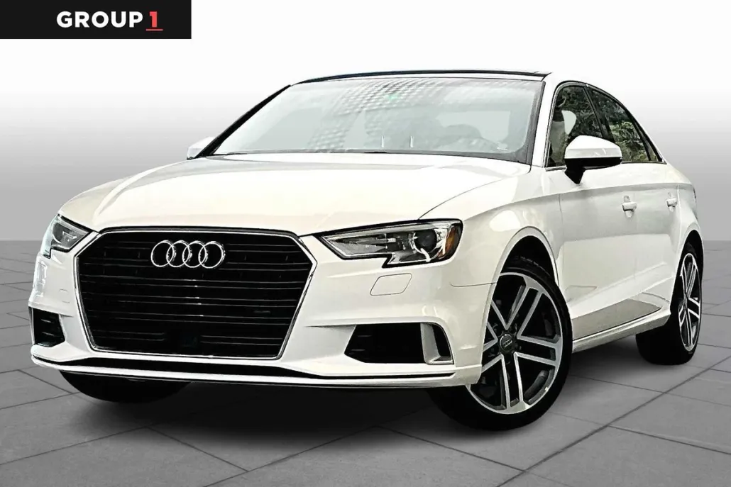 2019 Audi A3 Premium photo 1