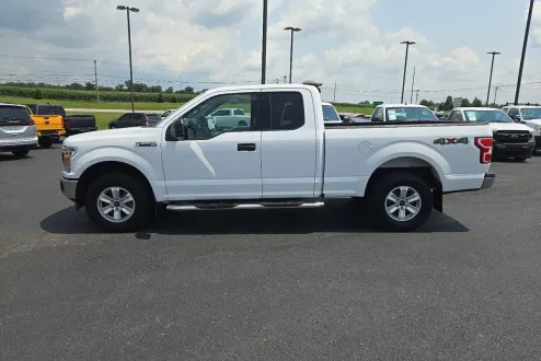 2018 Ford F-150 XLT photo 2