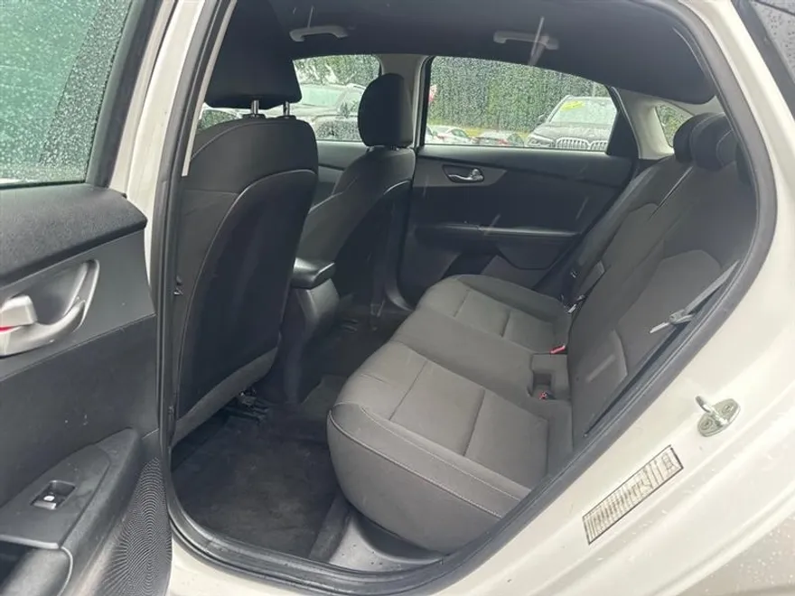 2021 Kia Forte FE photo 11