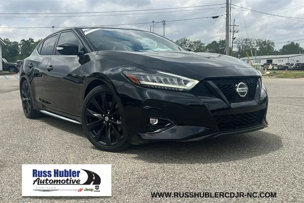 2021 Nissan Maxima SR photo 1