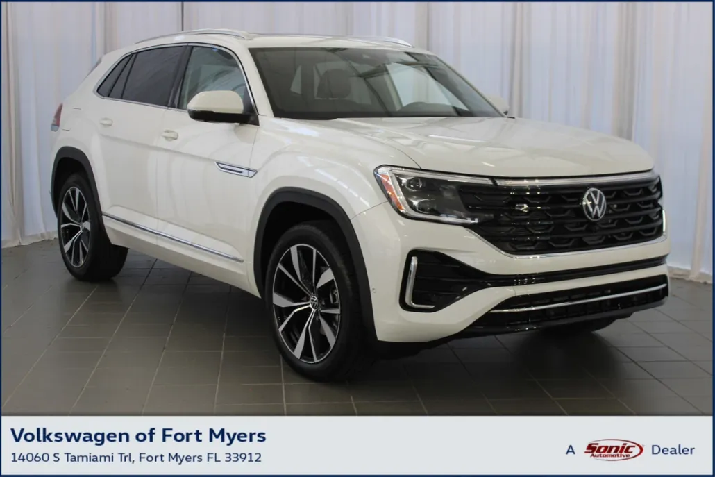 2025 Volkswagen Atlas Cross Sport SEL Premium R-Line photo 1