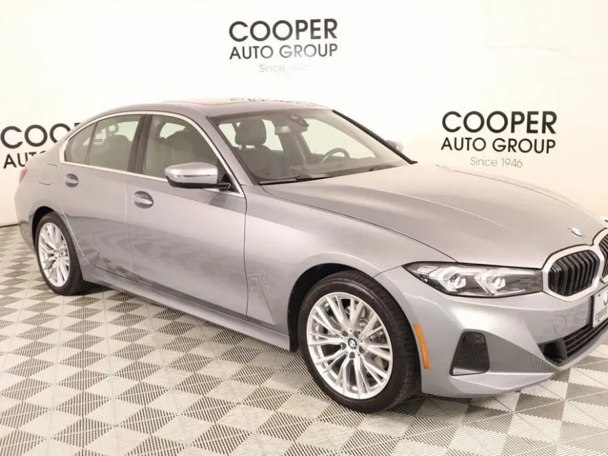 2024 Bmw 330i photo 1