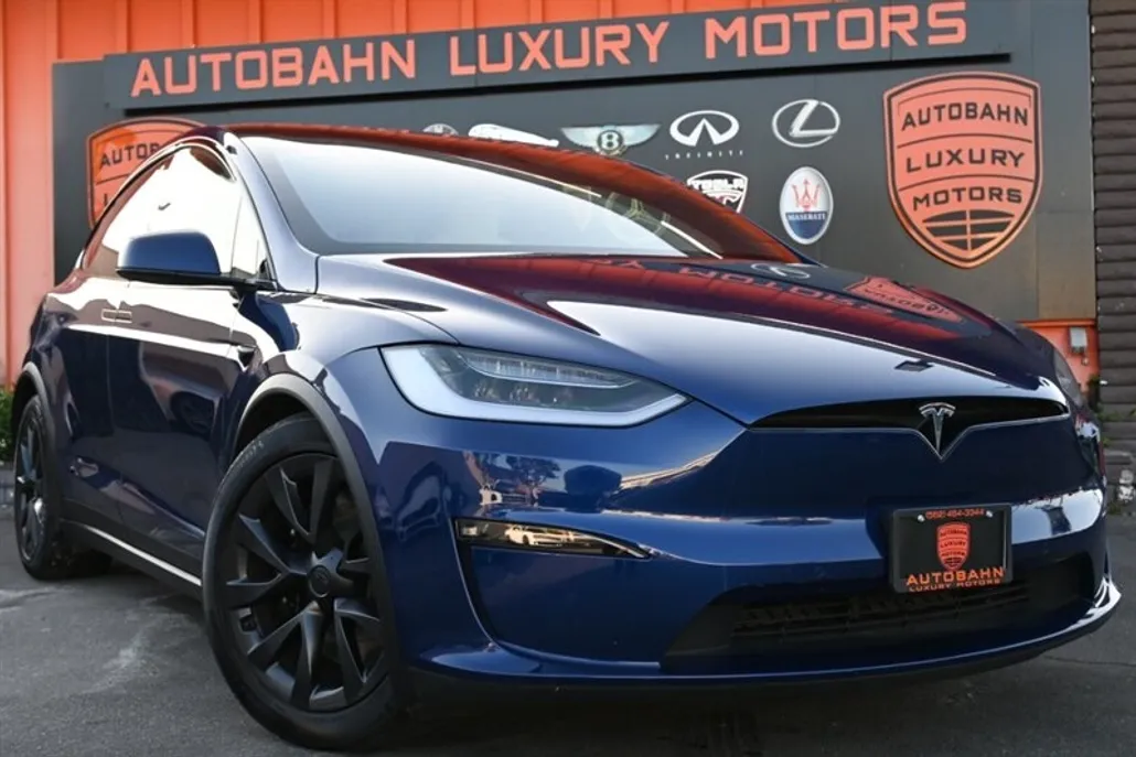 2022 Tesla Model X photo 1