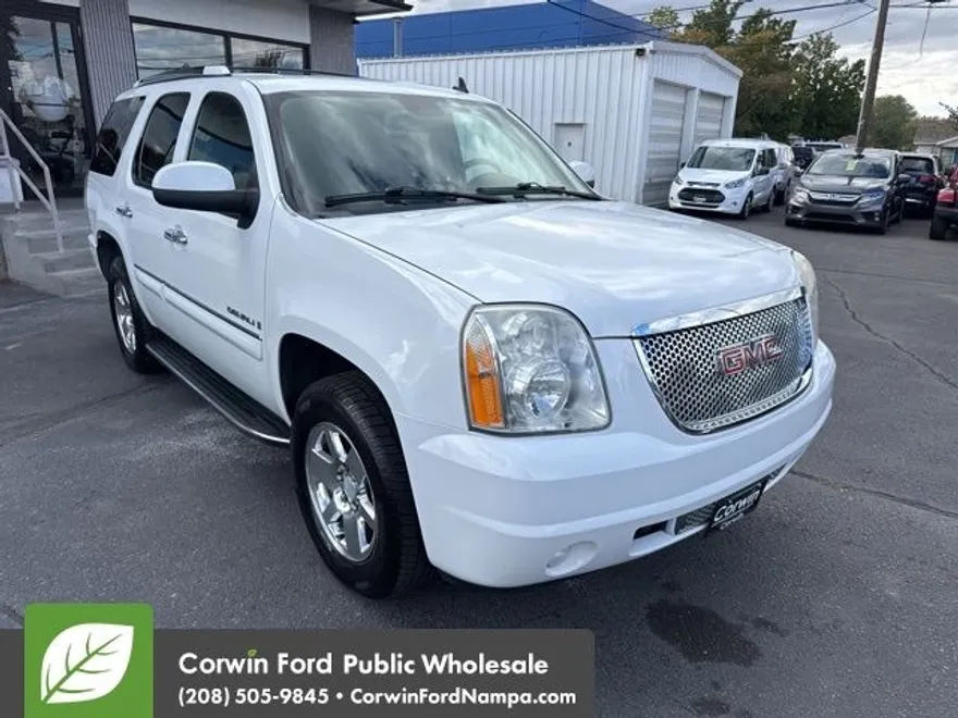 2008 Gmc Yukon Denali photo 1